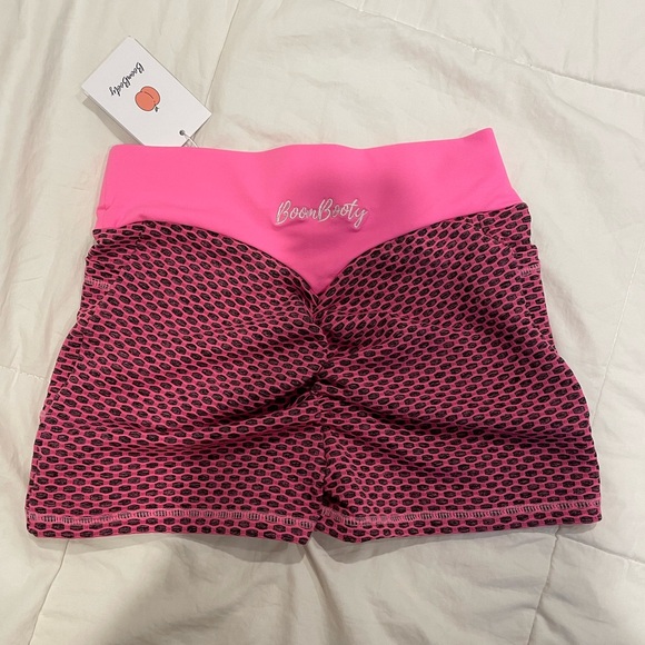 BoomBooty Spider Pocket Biker Athletic Shorts Pink Size Medium NWT - Picture 4 of 7